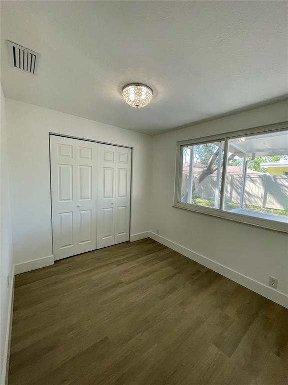 Building Photo - 11241 Temple Ct