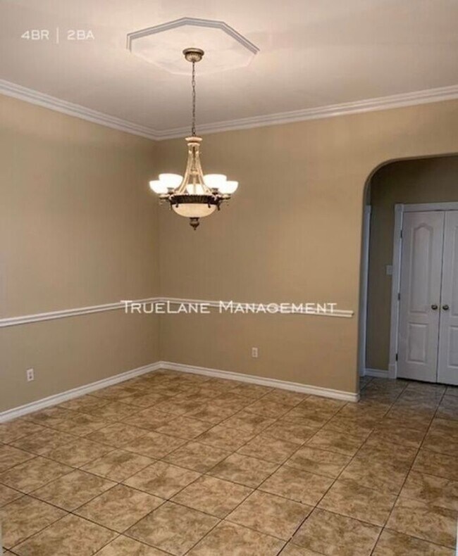 Building Photo - No Application Fees*$500.00 off 1st Months...
