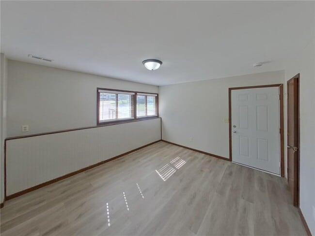 Building Photo - 3120 Teal Ct