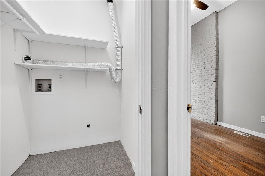 Building Photo - 2352 S 10th St