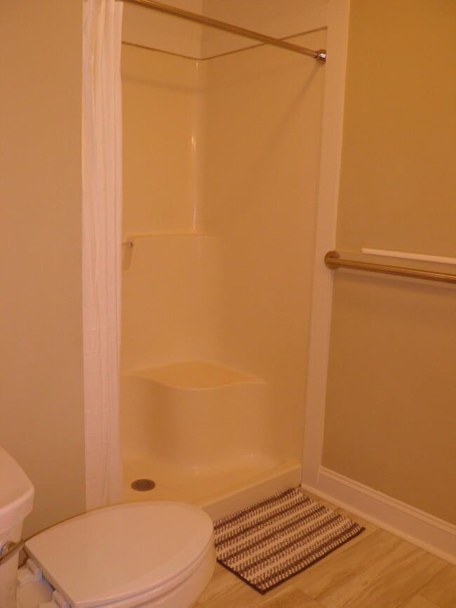 Building Photo - 629 Gap Creek Dr