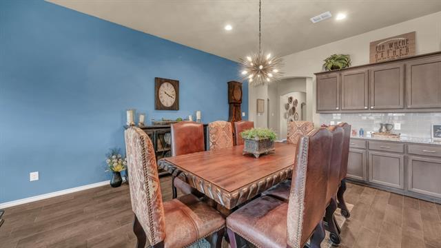 Building Photo - 2565 Silver Fox Trl