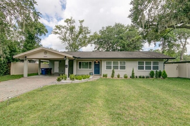 Primary Photo - 2031 Temple Dr