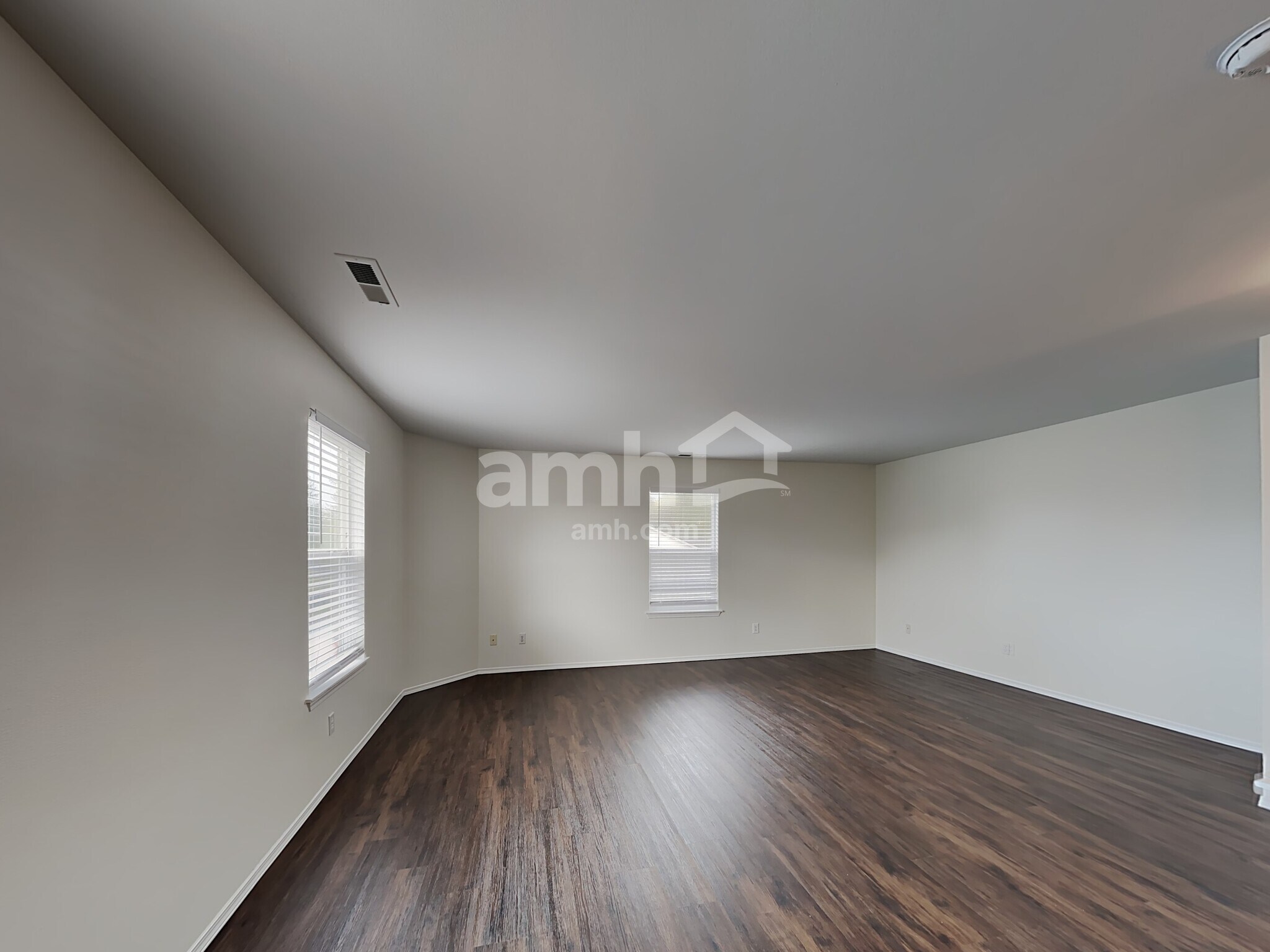 Building Photo - 14915 94th Ave Ct E