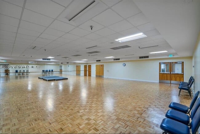 Building Photo - 12501 SW 14th St