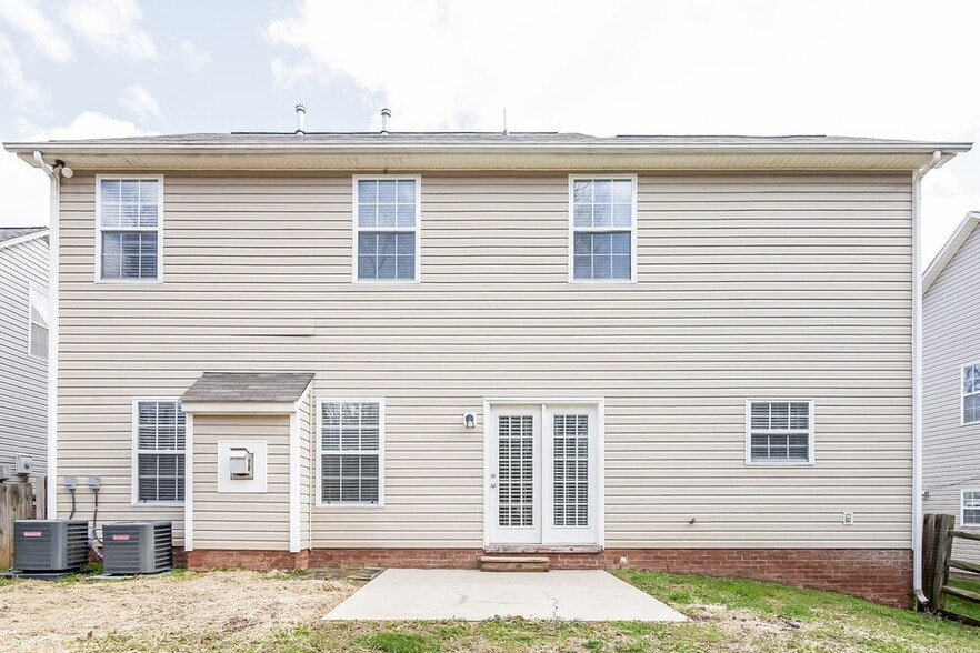 Building Photo - 6839 Brachnell View Dr