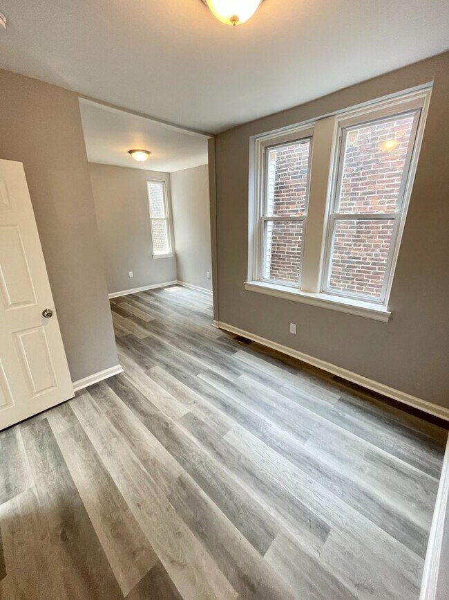 Building Photo - Move-In Ready 4BR Home with Bright Interiors & Ample Storage