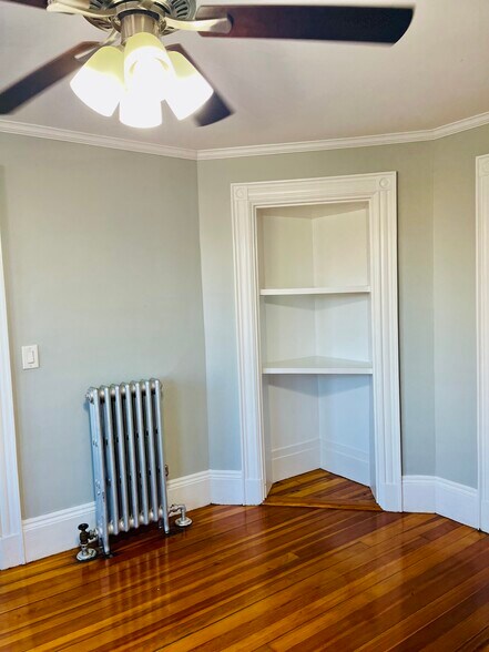 Building Photo - 47 W Wyoming Ave