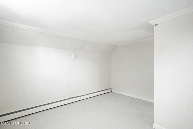 Building Photo - 1105 Emory St