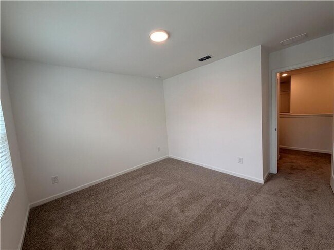 Building Photo - 6719 Armonia Dr