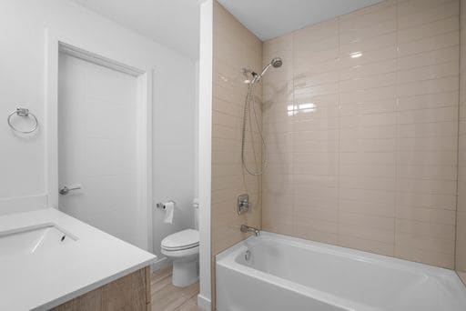 Building Photo - Modern Beacon Hill Townhouse Available for Rent!