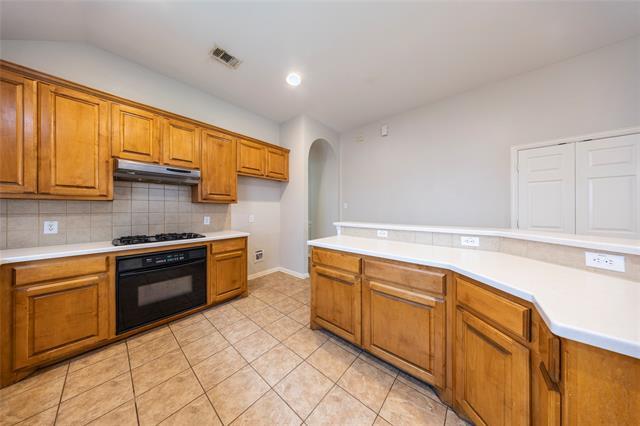 Building Photo - 11569 La Grange Dr