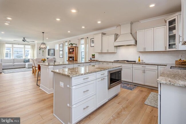 Building Photo - 7312 Red Pond Ct