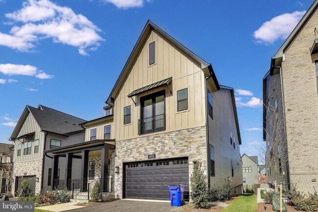 Building Photo - 6921 Renita Ln