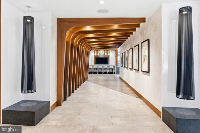 Building Photo - 145 Riverhaven Dr