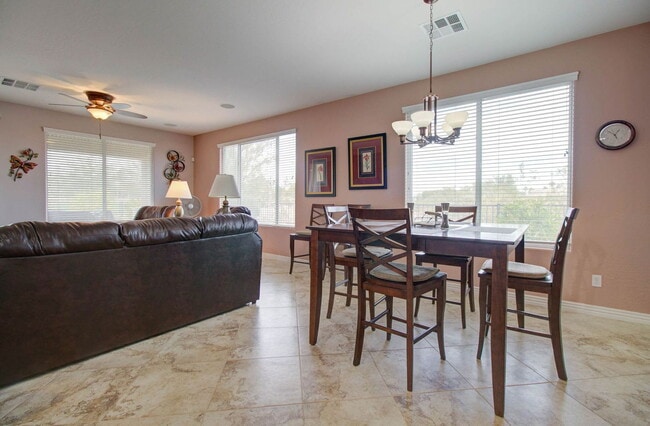 Building Photo - 22896 W Arrow Dr