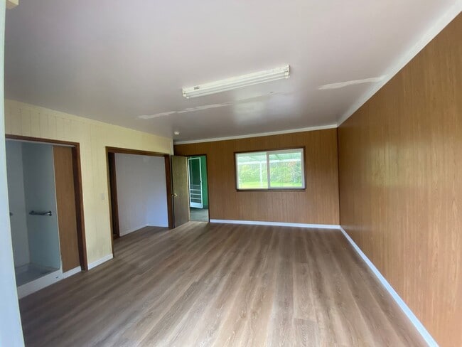 Building Photo - 3/2 Orchidland Estates-Pet Friendly