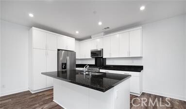 Building Photo - 1410 W Cara Dr