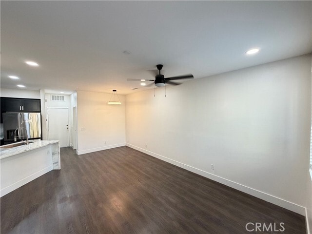 Building Photo - 9494 Jack Rabbit Dr