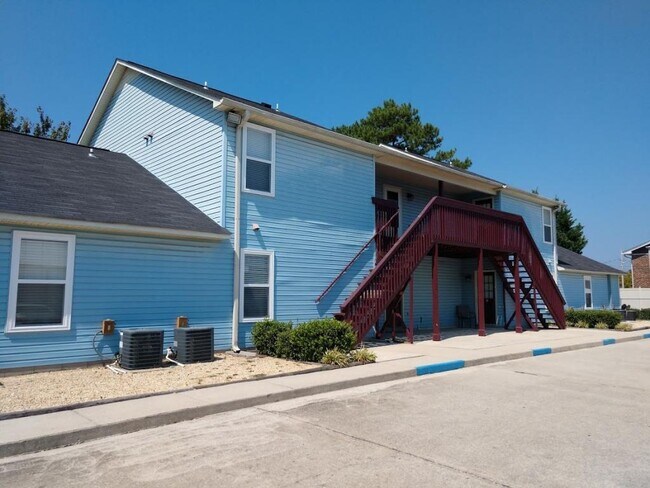 Building Photo - 2422 Windover Place