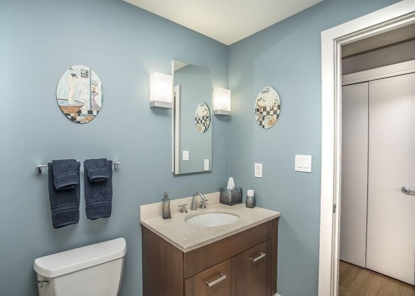 Building Photo - 80 Broad St