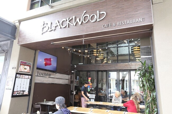 Building Photo - Marina: 1 Bedroom Garden Apartment w/ Private Patio