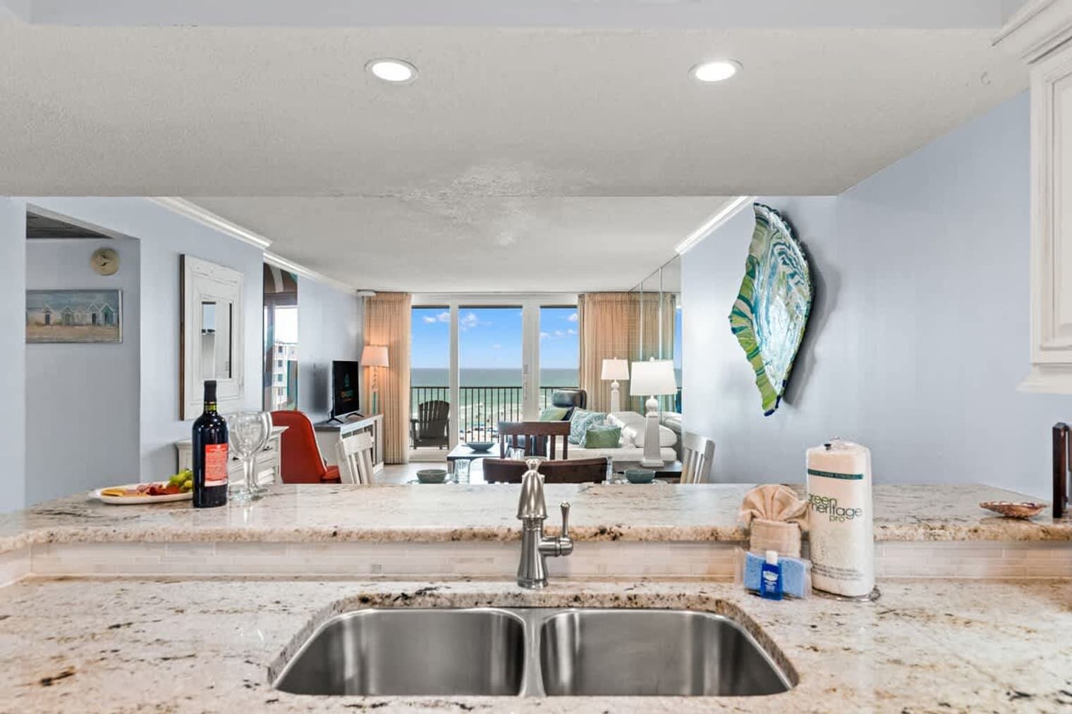 Building Photo - 7205 Thomas Dr