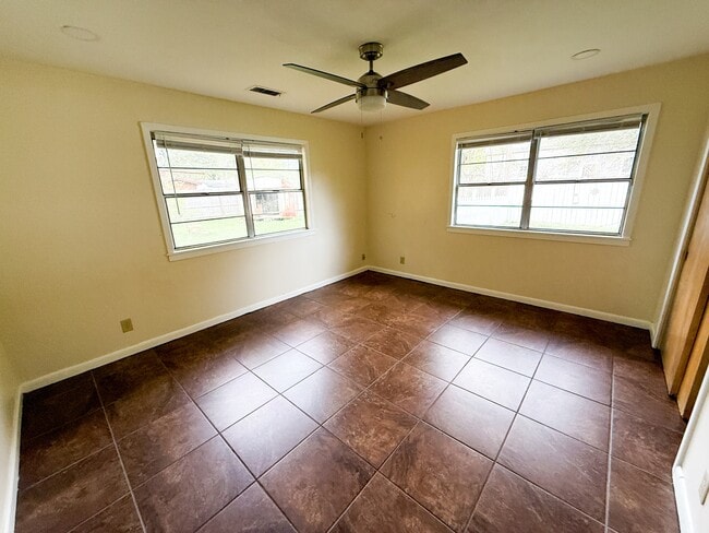 Building Photo - 4011 Dryden Rd