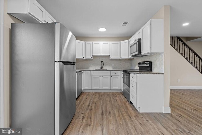 Building Photo - 64 Vividleaf Ln