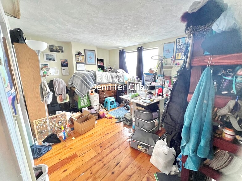 Building Photo - 2 Islington Ter