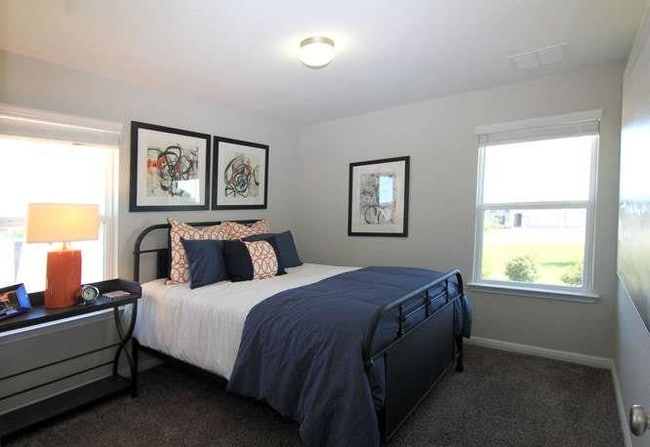 Building Photo - 714 Tinton Falls Ln