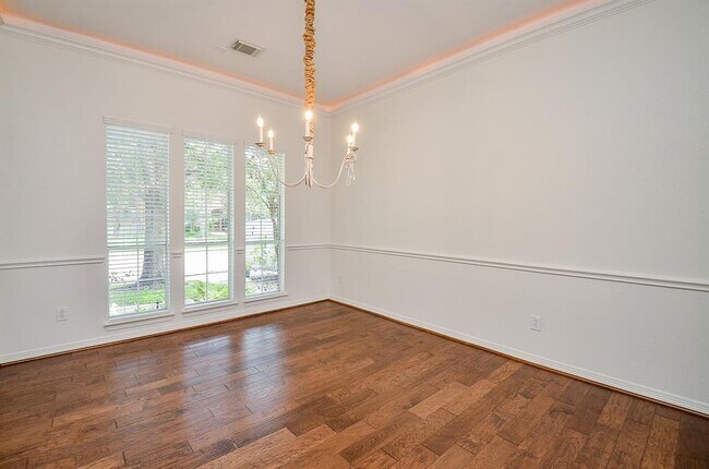Building Photo - 7706 Bayou Green Ln