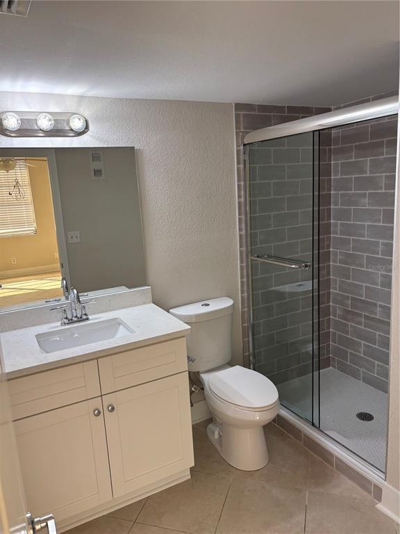 Building Photo - 7405 Bay Island Dr S