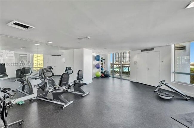 Building Photo - 350 S Miami Ave