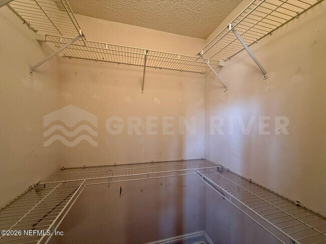 Building Photo - 2927 Waters View Cir