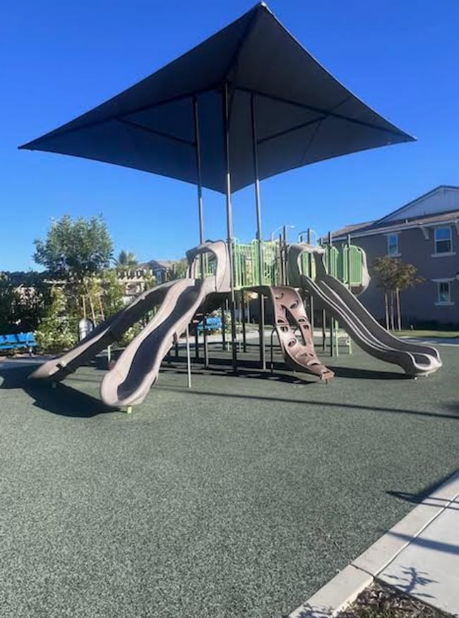 Building Photo - ***Ready Now! Beautiful Wildomar Condo  3 Bed / 3 Bath