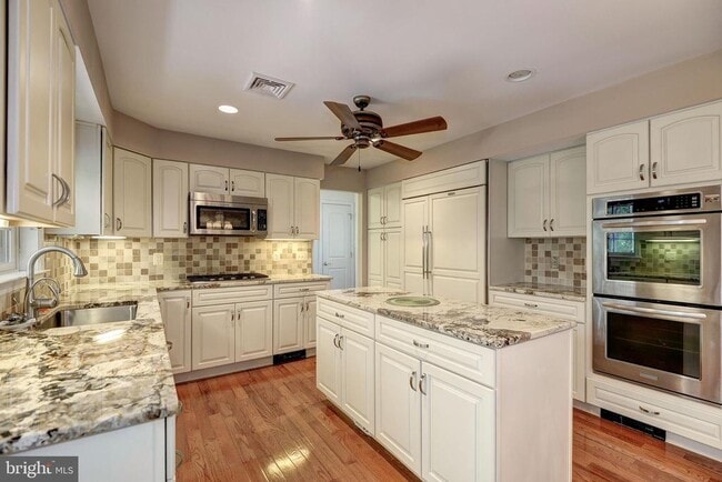 Building Photo - 929 Woburn Ct