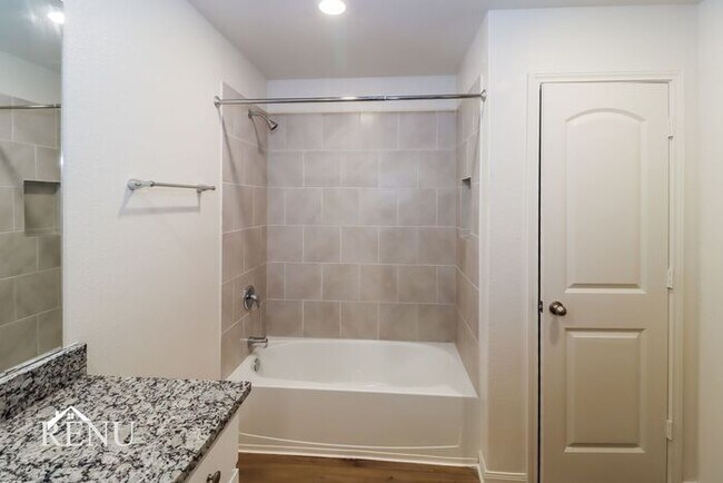 Building Photo - Coming Soon!