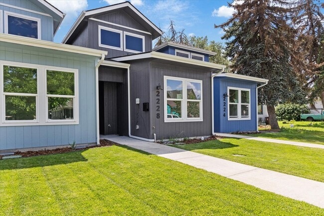 Building Photo - 2232 W 4th Ave