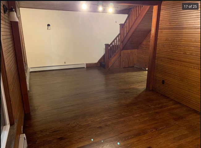 Building Photo - 11A Point Pleasant Rd