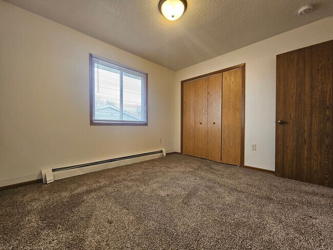 Building Photo - 2461 5th Ave