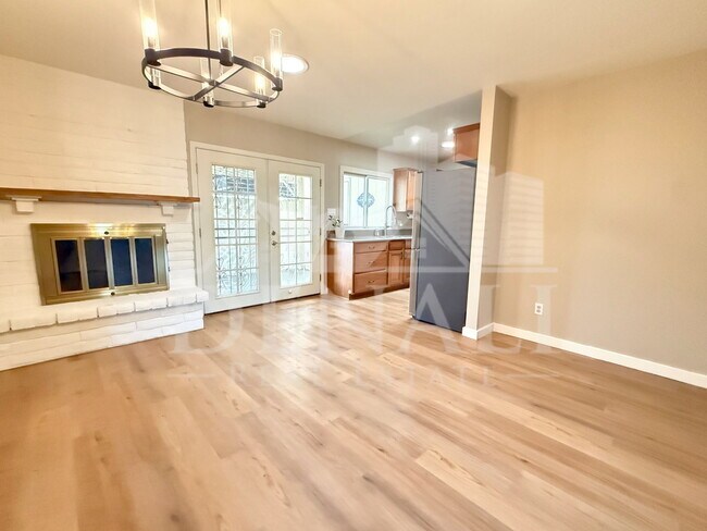 Building Photo - 8314 E Keim Dr