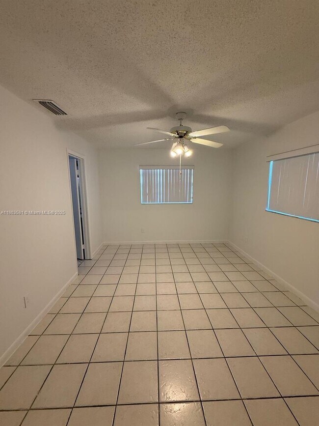 Building Photo - 17035 SW 107th Ct