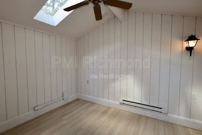 Building Photo - 8402 Kalb Rd