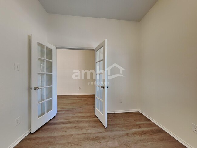 Building Photo - 21415 Branchport Dr