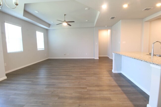 Building Photo - 3713 Tripps Pl
