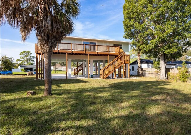 Building Photo - 4869 Venetian Blvd NE