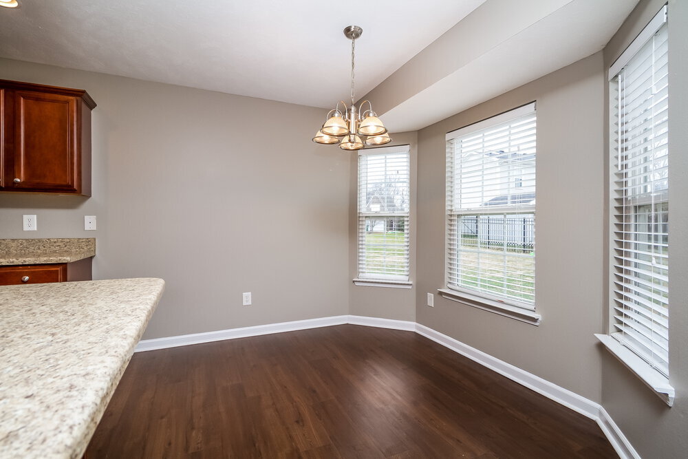 Building Photo - 386 Sarava Ln