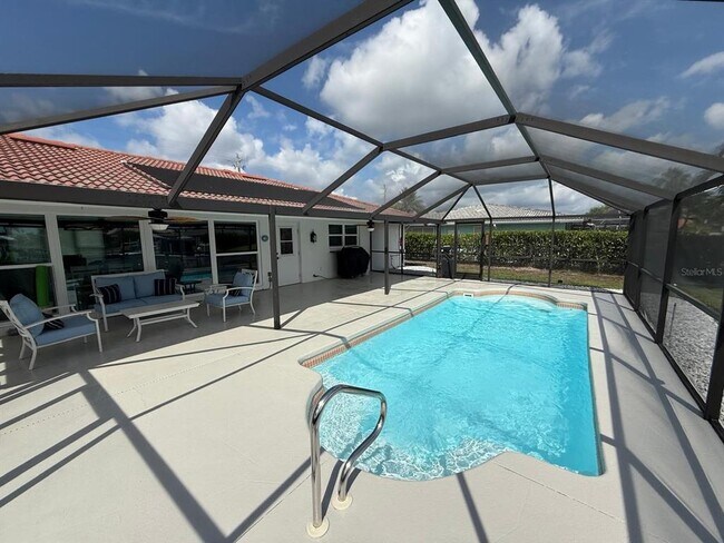 Building Photo - 1425 Appian Dr