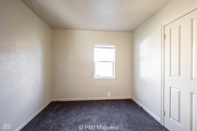 Building Photo - 4565 Brookville Rd